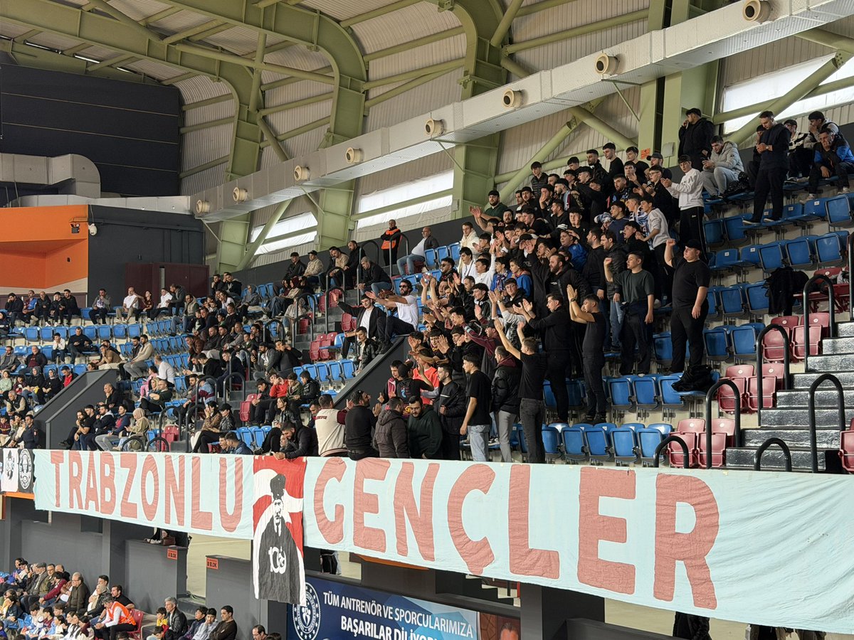 Milyonlarca olmasakta, milyonlara bedeliz…

Trabzonspor’umuzu - beşiktaş Gain karşısında desteklemek için Hayri Gür’deyiz.