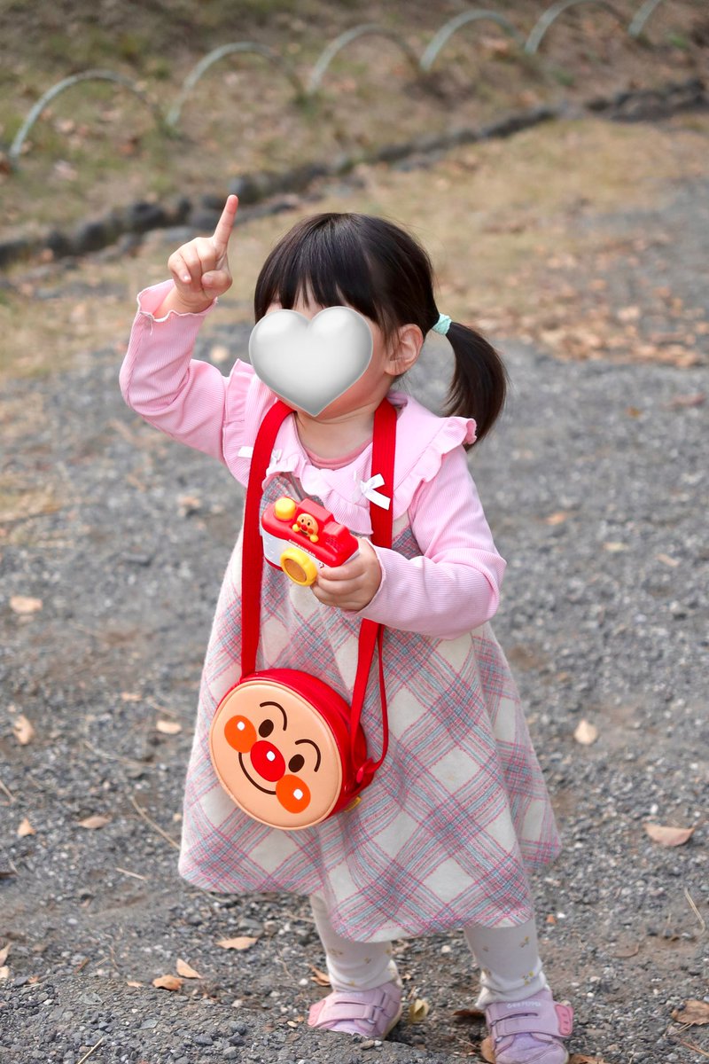 👧🏻『写真撮ってる時のママ！』

…こどもって本当よく見てるね🤣
