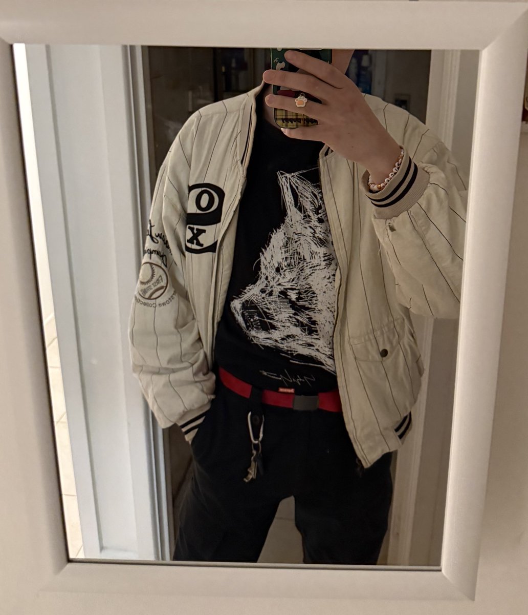 I know a mirror when I’m 5 drinks in at a party hates to see me coming