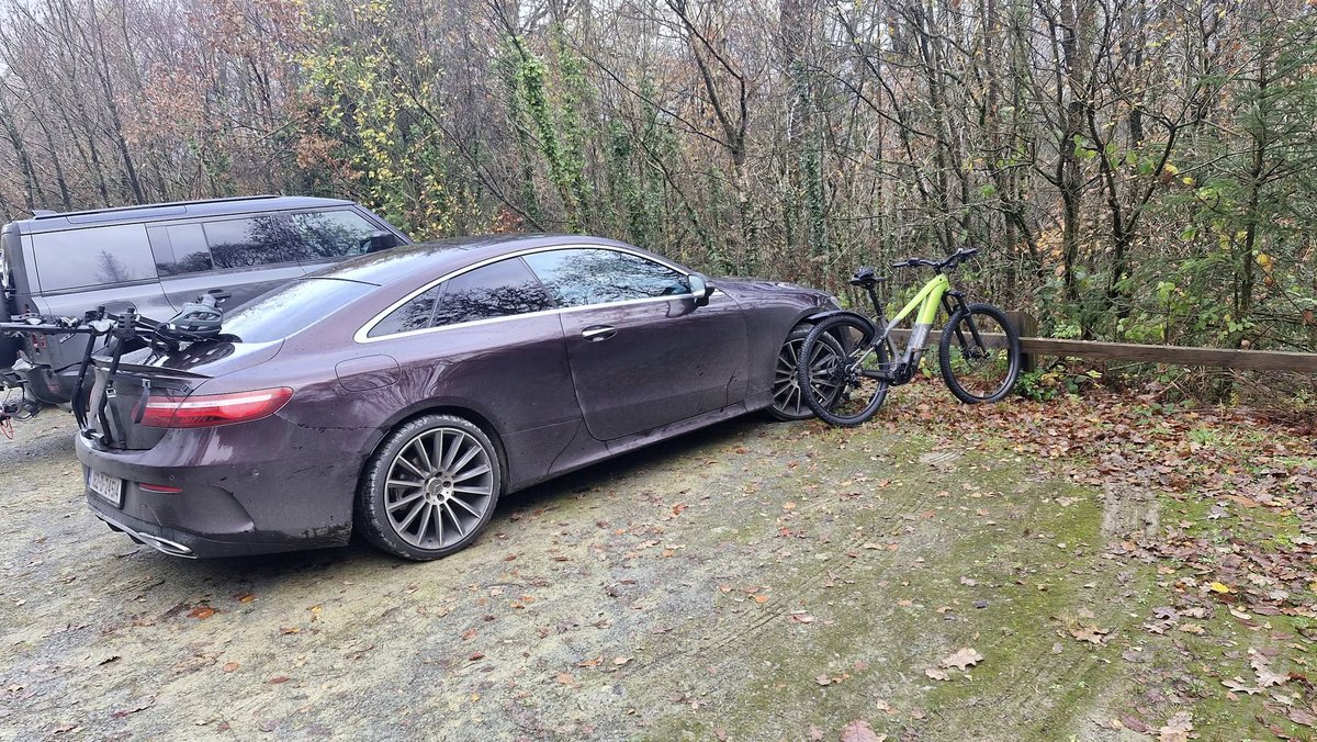 ei2ip's tweet image. Best medicine for mind, body and spirit, a few hours on the Ballyhoura trails... trailriders.ie #EMTB #MTB #Ballyhouras @Ballyhoura