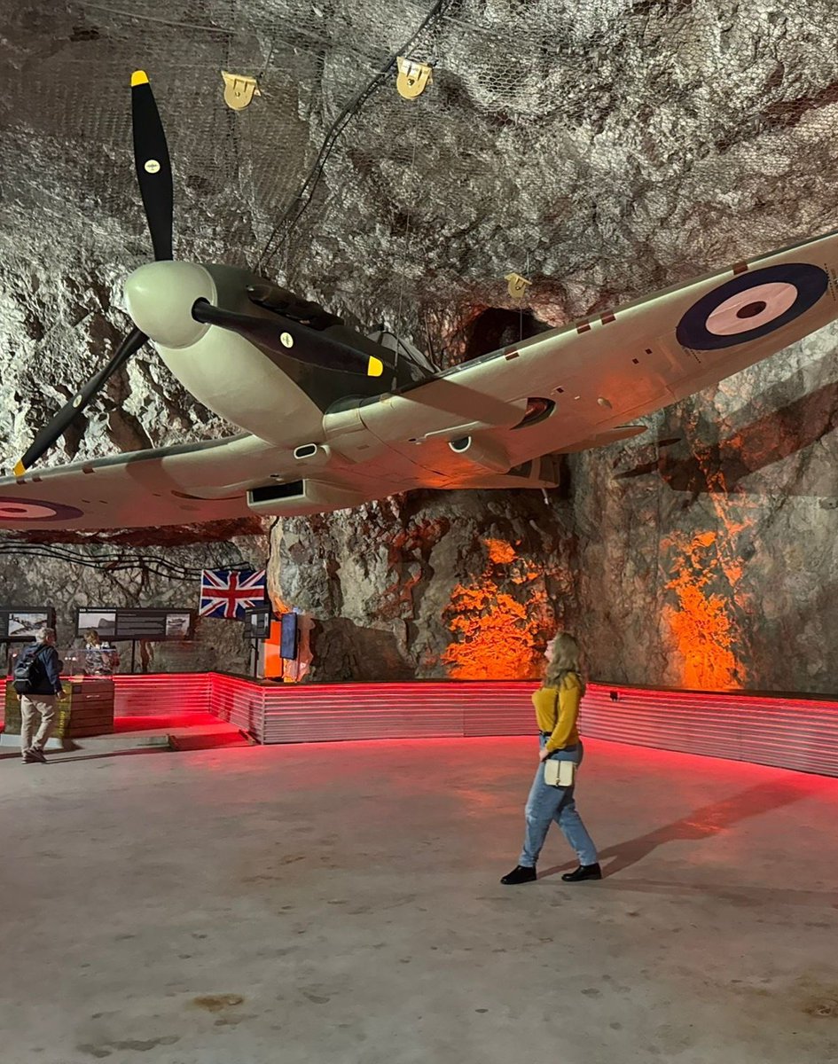 Loved getting to see Gibraltar's WWII tunnels. 

The entire tunnel network inside the Rock is approximately 34 miles and was an extraordinary feat of engineering during #WW2.