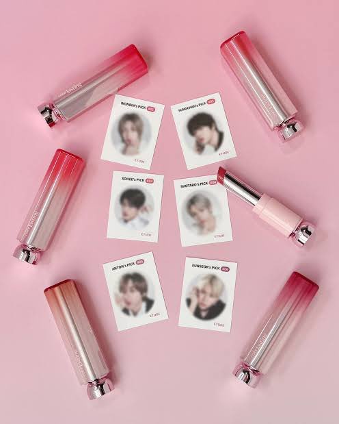 Nabawera___'s tweet photo. ⭐️พร้อมส่ง 

etude x riize 7 ใบ 250฿ ส่งฟรี
sticker set 120฿  ส่งฟรี

เหมาหมด 350 ส่งฟรี
สนใจ dm or mention 🎀
#ตลาดนัดน้องข้าว #ตลาดนัดRIIZE https://t.co/wAUMFQ3xe4