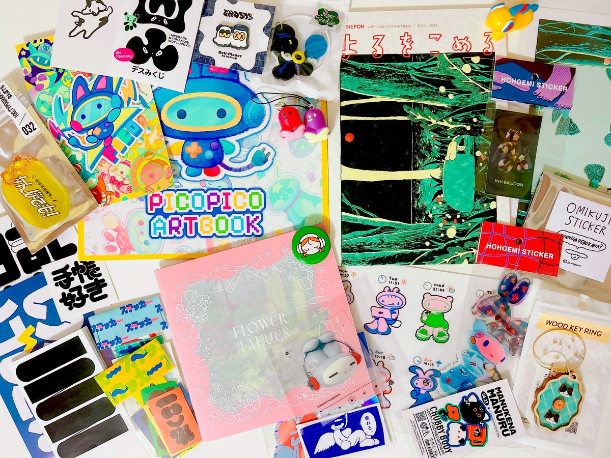 aluy01's tweet image. 戦利品！全部かわいい！！
ご本もその方の世界観や空気感伝わってとても良かった…！！ #デザフェス戦利品