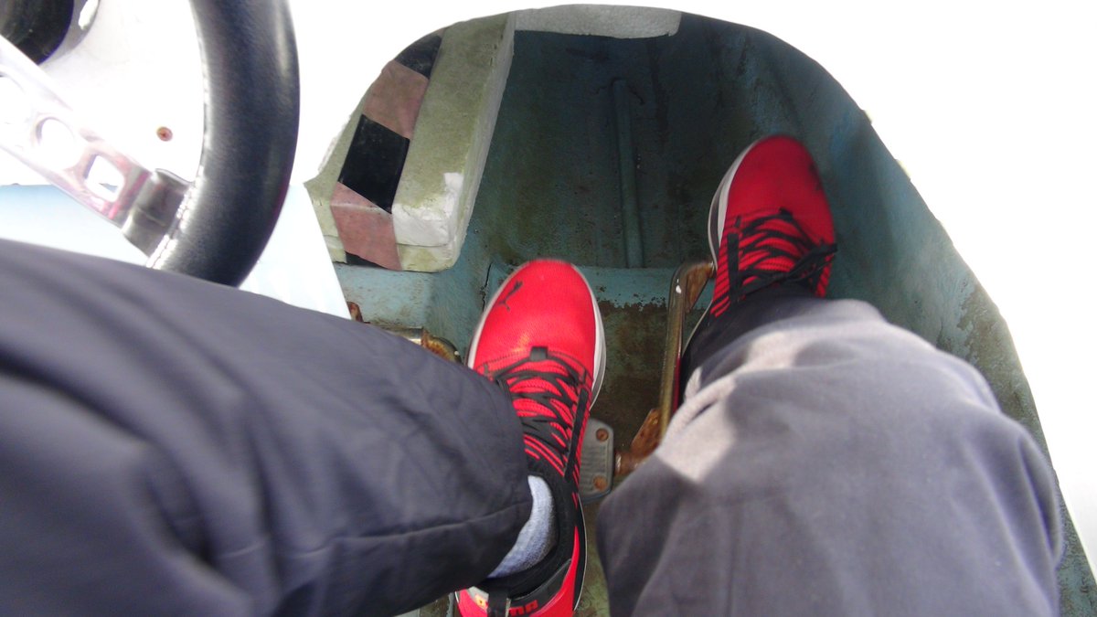 KisaMake's tweet image. モーターボートレンタル出来なかったので足こぎーや！大沼の上で運動やー！
I couldn't rental a motor boat, so I went full pedal mode! It's exercising time on the lake!