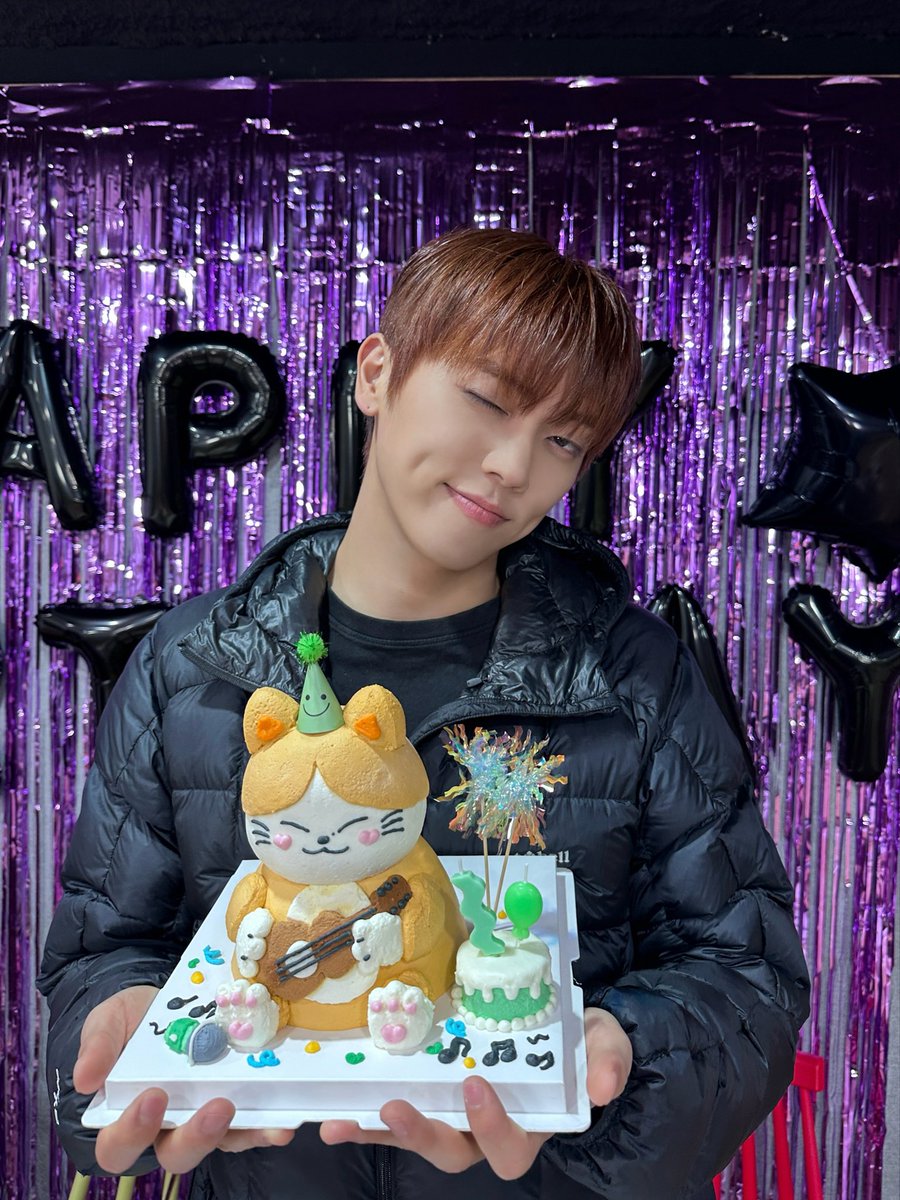 온앤오프 (ONF) OFFICIAL tweet media
