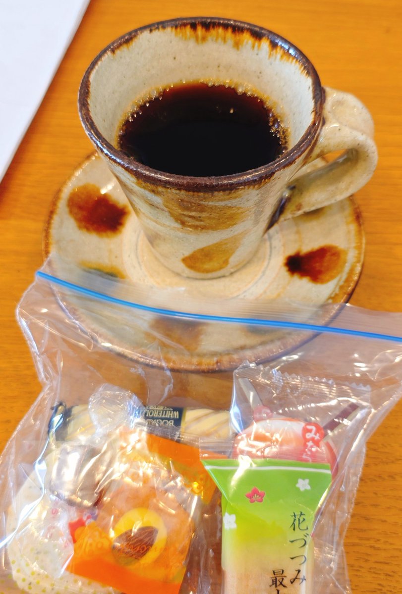 gmn5さん株主限定イベントに参加してきたよー🎶
今年の暑い熱い夏の公演『執着の泡』最速上映会＋スナック育子！
gmn5さん＆gmn5さん大好きな株主仲間さん達と楽しく飲食しながら色んなお喋り沢山して心もお腹も満たされまくり🩷🩷🩷

今回もひたすらThanks&amp;Love！！
(参加できて良かったーーー🎉🎉🎉)