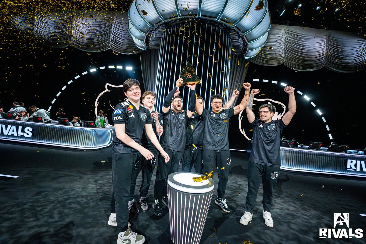 BLAST Premier 💥 tweet media