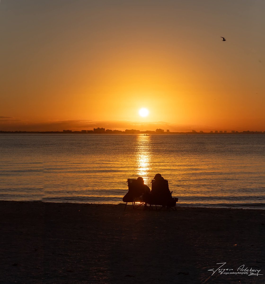 jka62's tweet image. Gorgeous Sunday morning sunrise at the Sanibel Island causeway @MattDevittWX