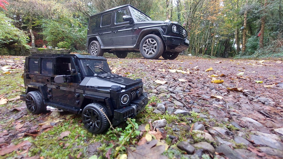 GerHerbert1's tweet photo. In this week's Sunday @Independent_ie I review the Mercedes G-Class: a car my teens loved so much they replaced it with a LEGO version the moment I handed back the key. Plus the dazzling issue of LED headlights.
#MercedesGClass #LEDHeadlights
https://t.co/GFunilnsji https://t.co/YtCfY8RnI0