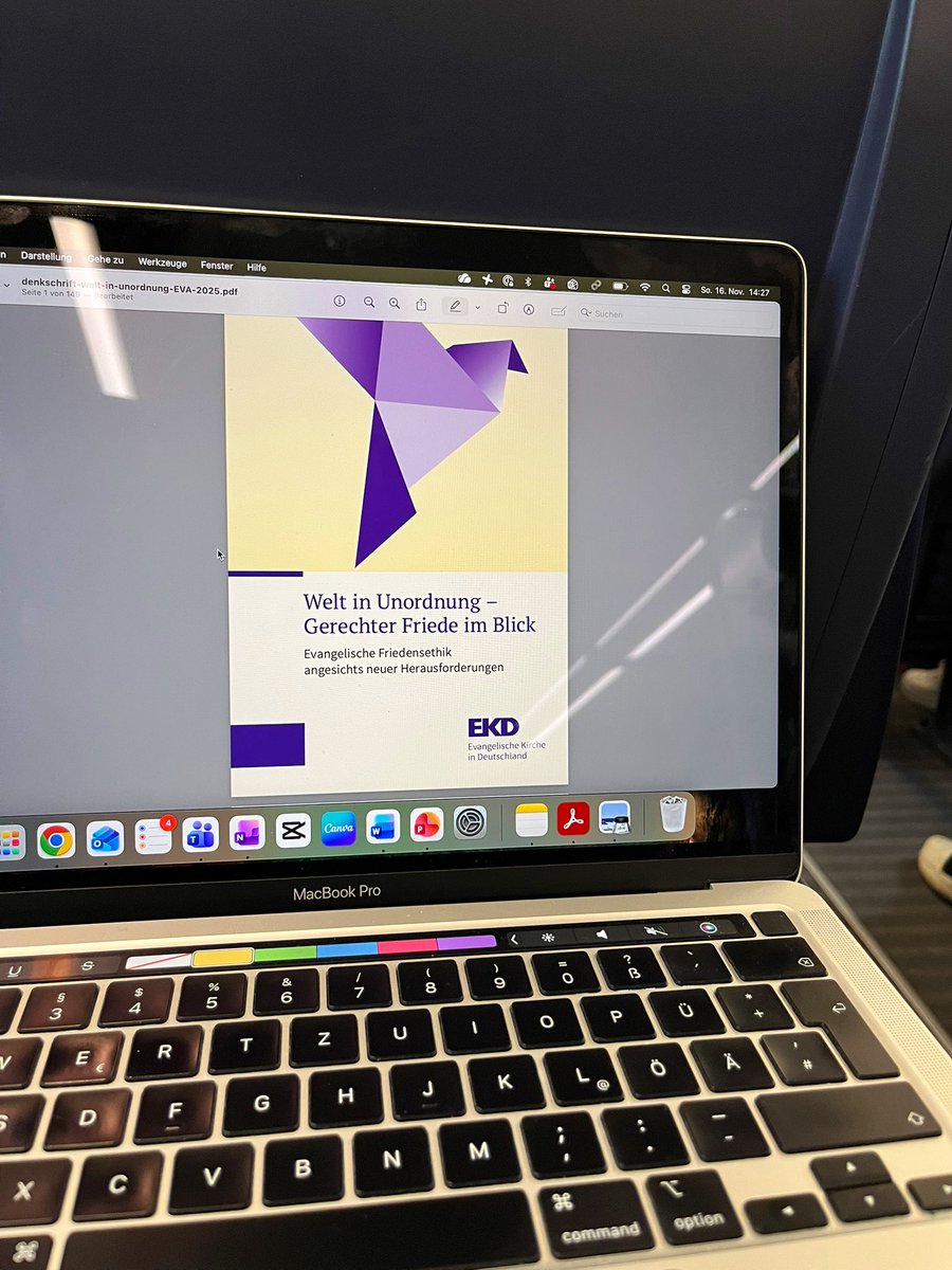 Nach 18 Jahren gibt es eine neue Schrift zum Frieden der Evangelischen Kirche <a href="/EKD/">Evangelische Kirche</a>. 
Das 150-seitige Dokument ist weitaus differenzierter und komplexer als gerade medial dargestellt. Bei einigen Passagen musste ich aber ganz schön einatmen. Mehr dazu im nächsten <a href="/derfreitag/">der Freitag</a>.