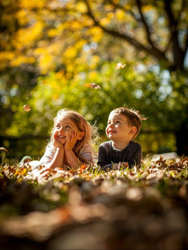 Sabine2577's tweet image. &quot;Il faut être un enfant pour voir l&apos;âme des gens, ou bien avoir gardé son âme d&apos;enfance, son innocence.
 Les adultes, eux, ne veulent voir que les apparences.&quot;

Christine Simon - L&apos;essentiel est invisible