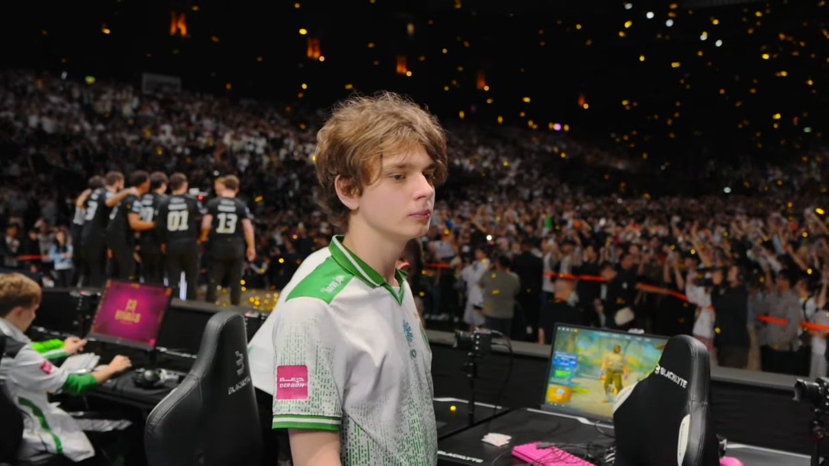 Fake Fan NiKo's Ego Parody tweet media