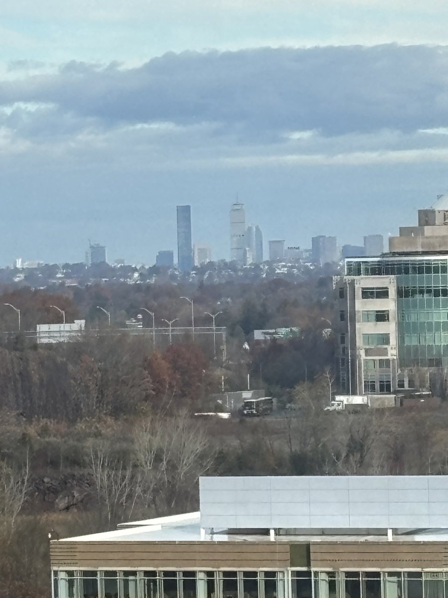 taust10's tweet photo. Storrs North https://t.co/bFfjSjWA9c