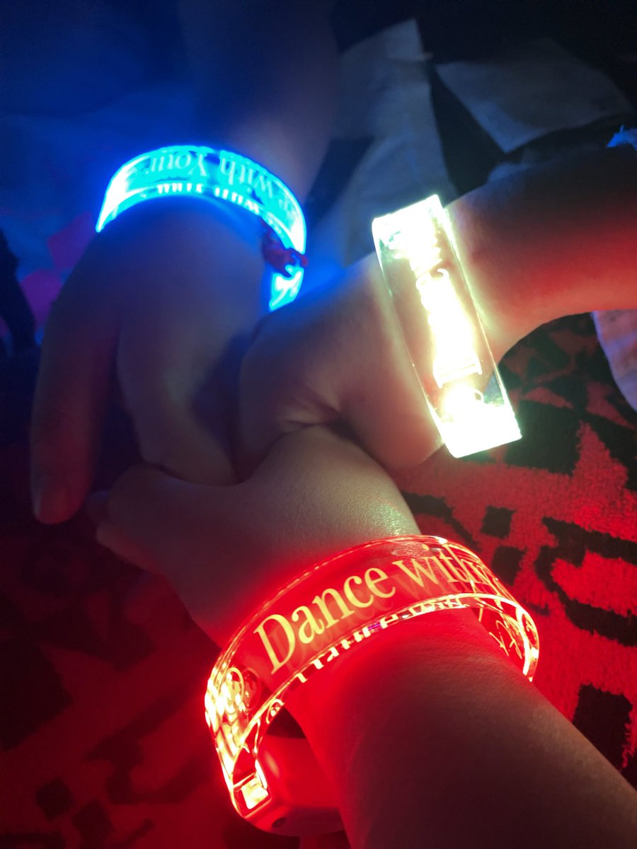 Tommy_seventh's tweet image. ライトバンドは絶対、ライブ前購入をオススメ✨
#Dios  #たなか #Ichika_Nito  #sasanomaly 
#Seein_Your_Ghost 
#DiosTour2025