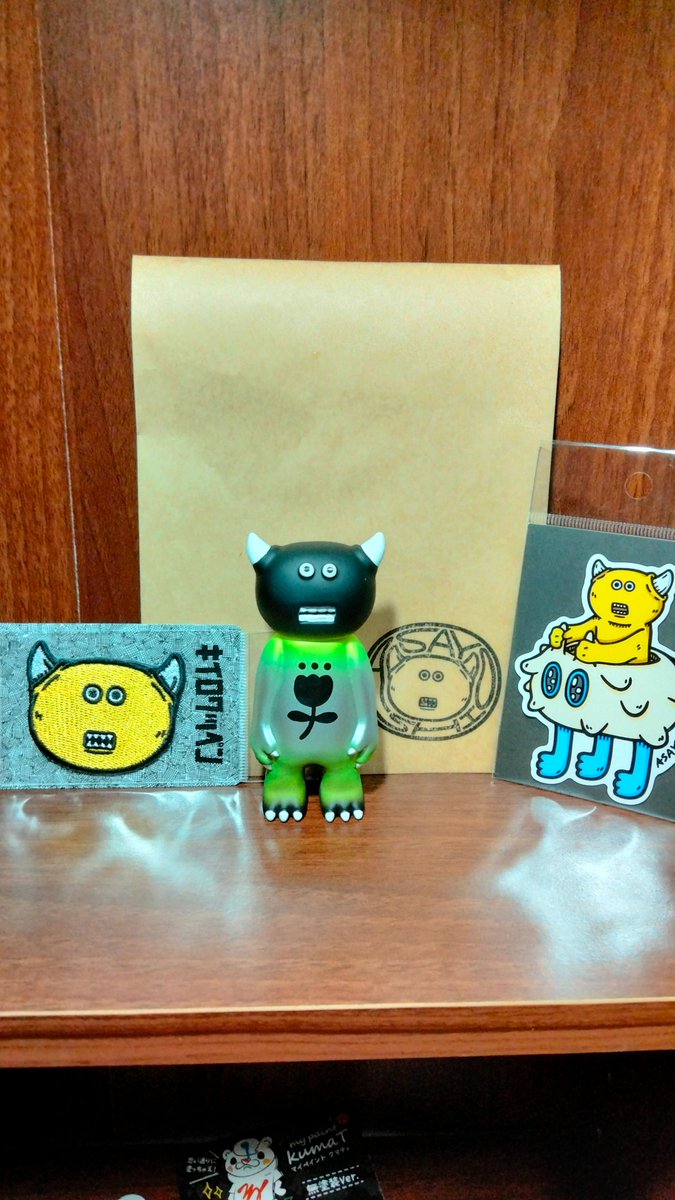 デザフェスのアサヨシさんのブースに行ってきました、ちなみにお隣はまりえさん改めさとうさんのブースでした😁
楽しすぎて長居してしまう実家のような安心感🤤
キイロは来年ガチャにもなるので是非是非回しまくって下さい！カワイイですよ🤗