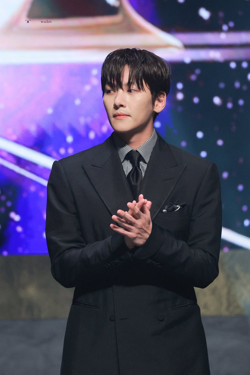 ᵔᴥᵔ tweet media