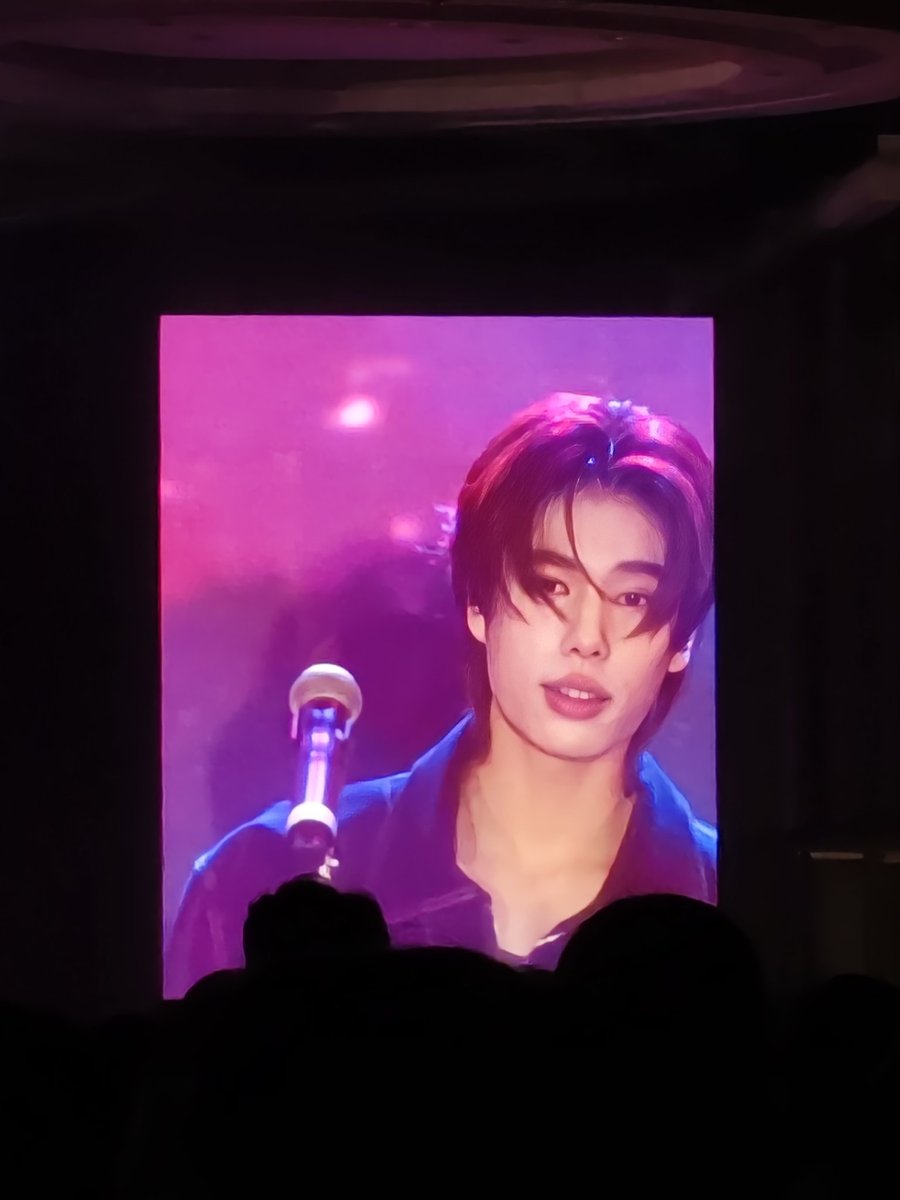 IamHottest2PM's tweet image. ขอชมภูวินเลยอ่ะว่าเอาเวทีอยู่มาก นี่ไม่ได้เปนฟค.ภูวินนะ แต่คือโคตรจอย โคตรสนุก ที่สำคัญคือโคตรหล่อ จบ

PHUWIN ALLIN BANGSAENFEST
#BangsaenFest2025xPHUWIN