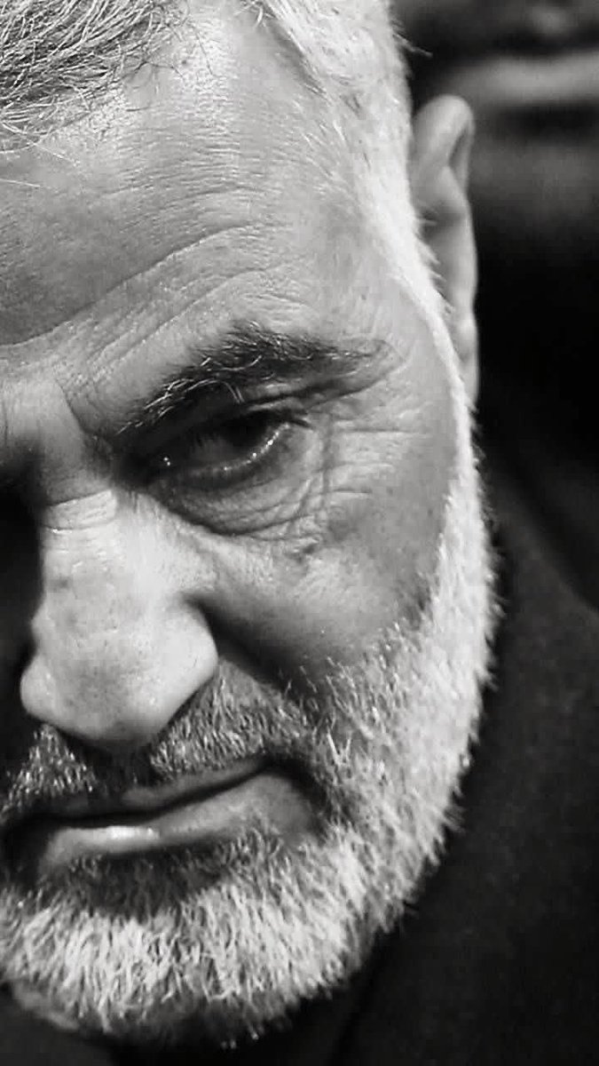 سردار سلیمانی با حمایت از گروه های مقاومت
 مانع تحقق توطئه های آمریکا برای ایجاد خاورمیانه جدید شد.

#hero 
#قهرمان_ایران
