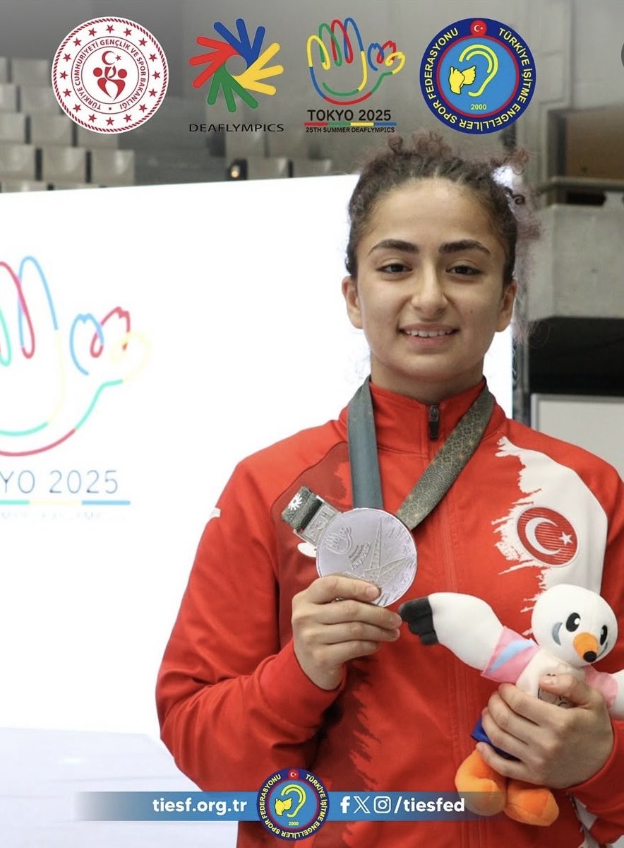 shuysuz's tweet image. Japonya’nın Başkenti Tokyo’da Başlayan Deaflympics Olimpiyat Oyunlarında #judocumuz 57kg Buse TIRAŞ 🥈 Gümüş Madalya Kazanmıştır Sporcumuzu,Teknik Ekibimizi Ve Emeği Geçen Herkesi Kutluyorum 👏🇹🇷 @turkjudo