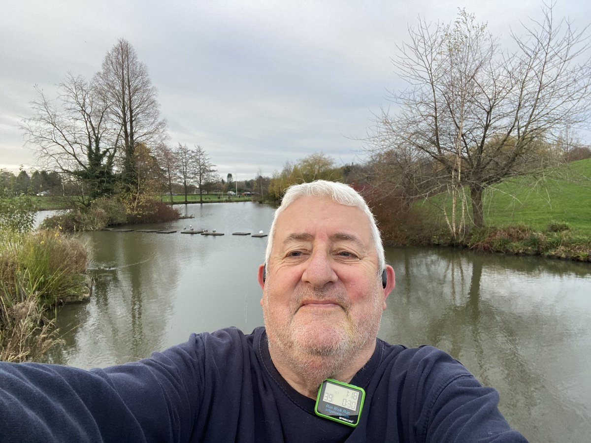 KeithSandie's tweet image. #RunForFun Nice steady walk/jog round the lakes this morning 90 sec walk/30 sec light jog. Slightly frustrating as A Fib comes and goes but light aerobic exercise is recommended so that’s good as it gives me my exercise hit.Its heart monitor on crack on and monitor the old ticker