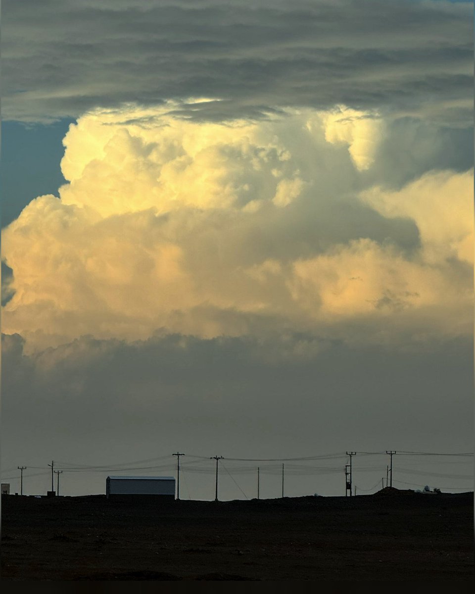 📸 مباشر  سحابه هايله الان 
شمال السريع القصيم - المدينه ماشاء الله 
تصوير احد الاصدقاء مشكورا