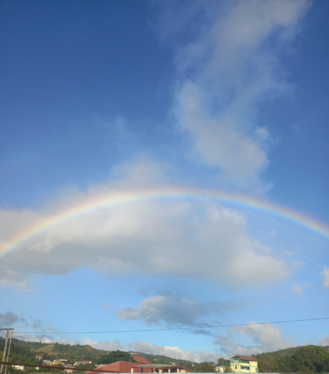 AfirePages's tweet image. I saw a rainbow today ☁️🌈☁️