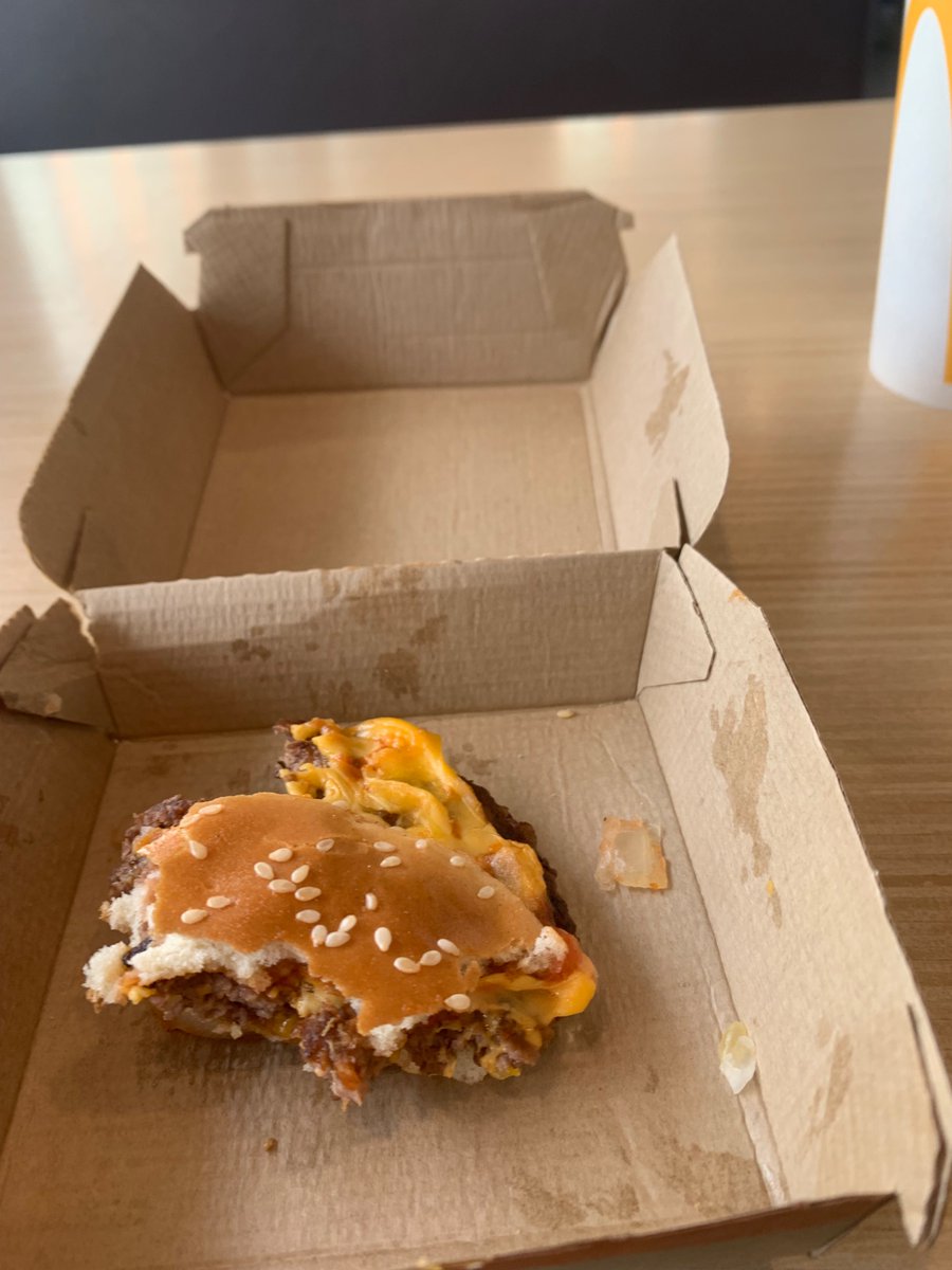 Burry543's tweet image. Damn fuck that elephant god mf, this shit gas dude I been missing out