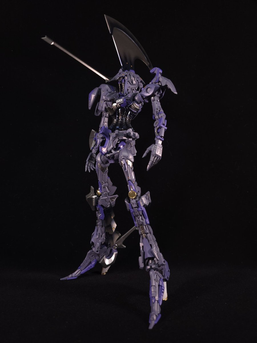 Herrick_Kwok's tweet photo. IMS 1/100 レッドミラージュ 完成しました。 今回はフレームだけを組んで、ディテールを色 分け塗装します。右側のシルバーパーツも部分 装着して、左右非対称になにました。
#FSS
#ファイブスター物語 https://t.co/xdtMRMwpCq
