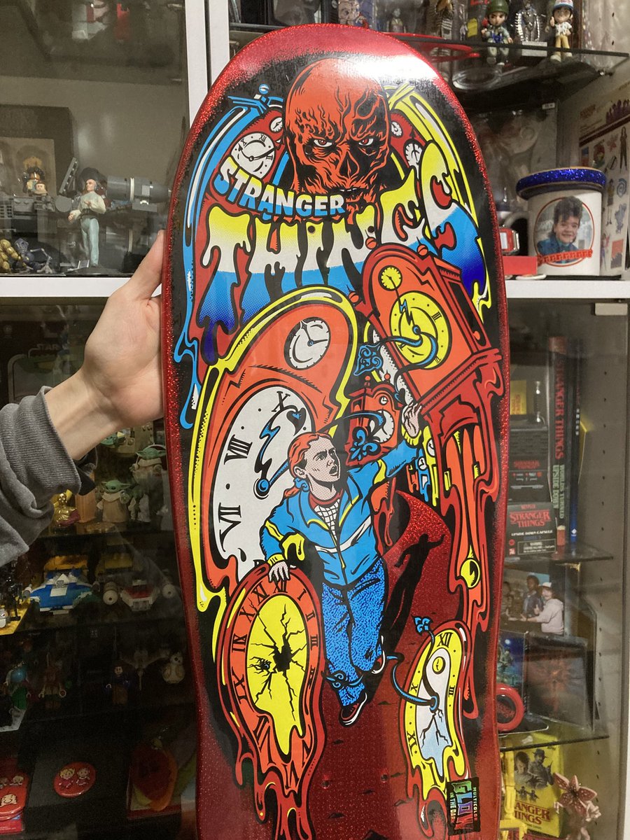 ストレンジャーシングス 限定生産 マックス 新品未開封 スケボー ストレンジャーシングスとSANTA CRUZのコラボ。まさかスケボー🛹買う日
