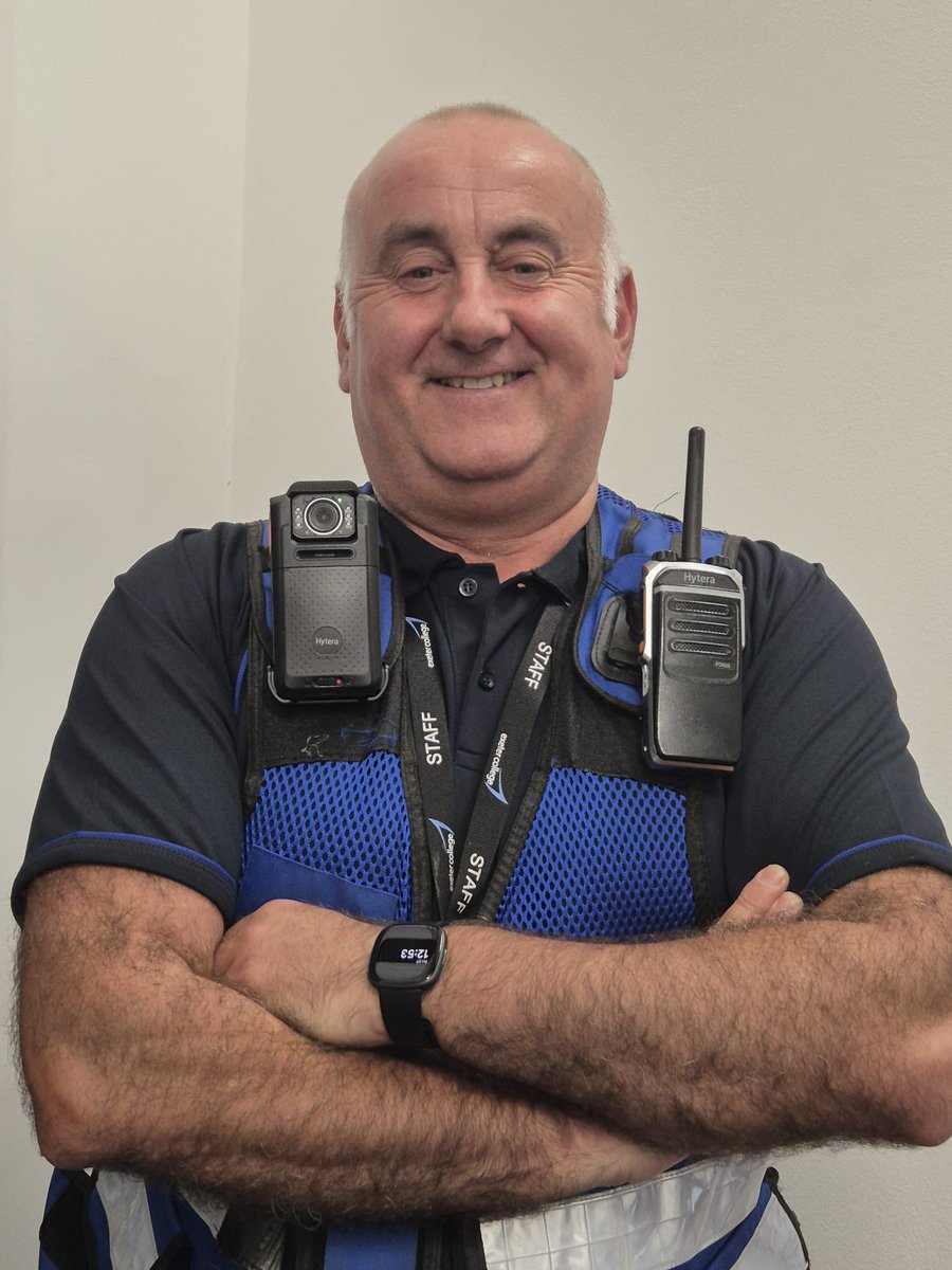 stevescutchings's tweet image. Say hello 👋 to Brian our new Estates Security &amp;amp; Services Assistant. Brian is another great edition to our high performing Estates Security &amp;amp; Services Team. 
I’m sure you’ll keep him busy
🔐🚨✉️📮📨📦🚐🚪☎️🪑📋📹 
@ExeterCollege 
#estates
#facilities
#security
#highperformingteam