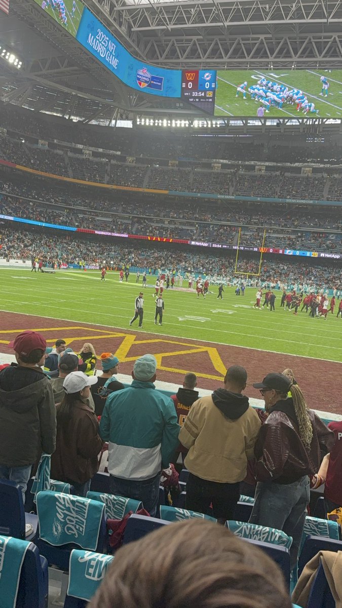 apple_jax23's tweet image. #HTTC #Madrid