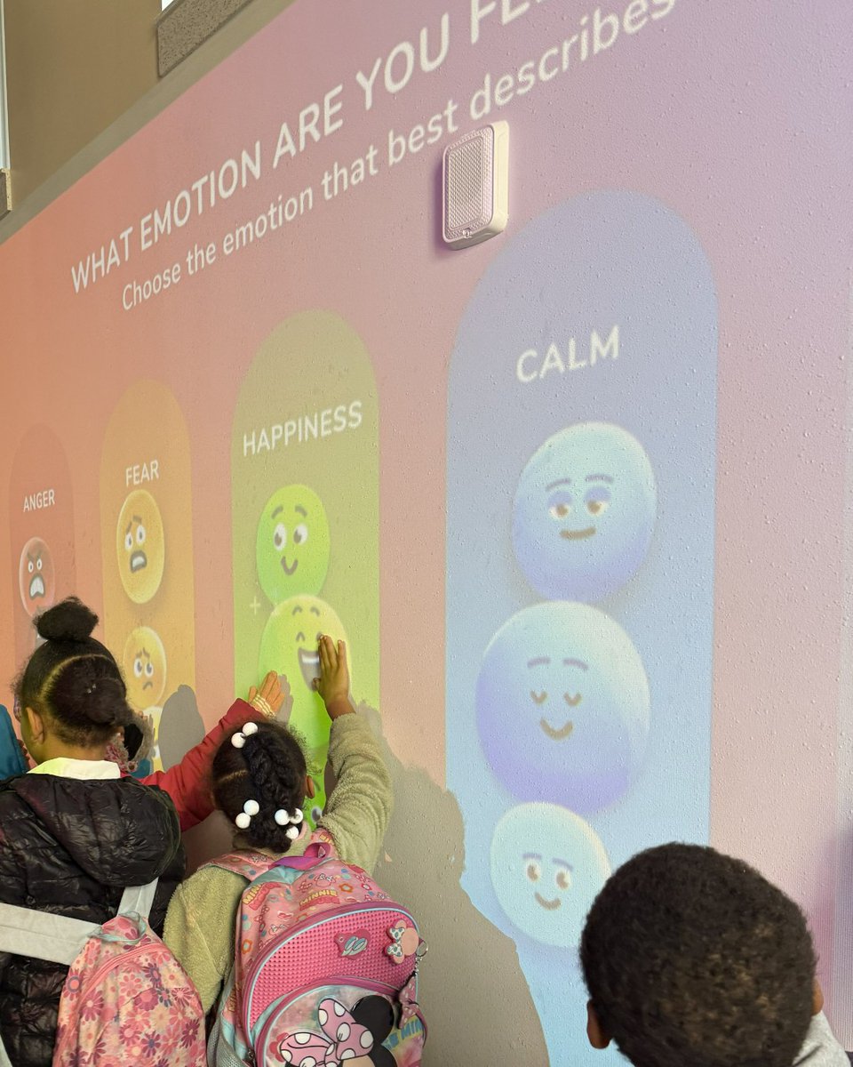 StFrancisBmore's tweet image. Stretch break! 🤸‍♀️ The transition between school time and the #PowerProject sometimes calls for a brief &quot;temperature check&quot; to reset and refocus! Earlier this week, students completed a quick mood poll, then took turns leading each other in stretches before diving into program!