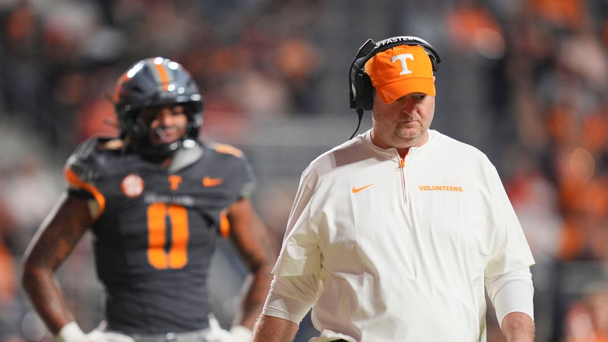 Josh Heupel recaps Tennessee's win over New Mexico State volswire.usatoday.com/story/sports/c…