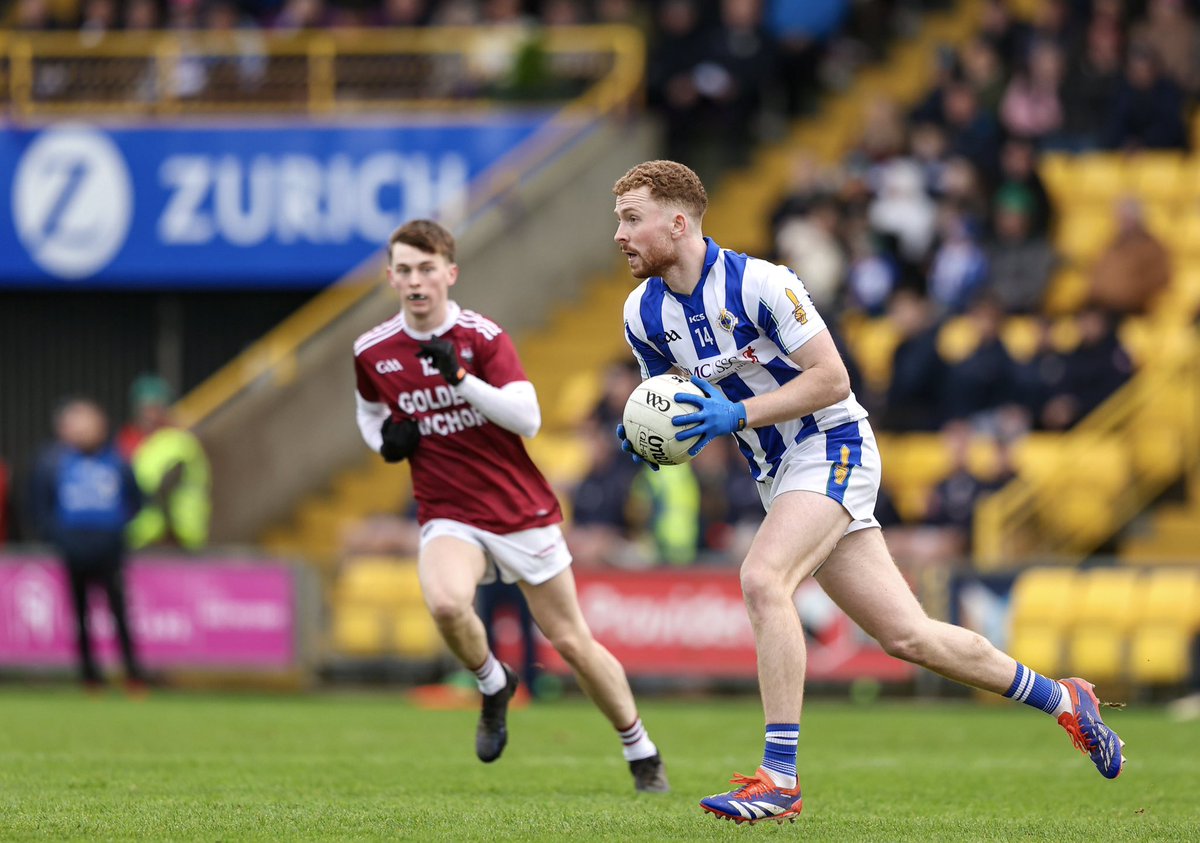 AIB Leinster Senior Football Quarter-Final Half Time Ballyboden St Endas 1-4  (7) @BodenGAA Castletown Liam Mellows 0-7 (7) @castletownm A Colm Basquel  goal helps Boden to a share of the lead at the break., image size:1200x843