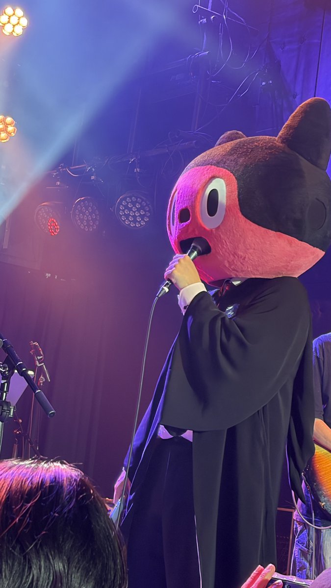 SHUUMAI_VE's tweet photo. ライブ良かった！！アルバム楽しみだ〜

ライブ観てて思ったのは、なんかいつもよりいっぱい動き回ってた気がするな🤔(気のせい？)

#BOROSTYLE3 #ぼっちぼろまる https://t.co/NeXgJGYOO2