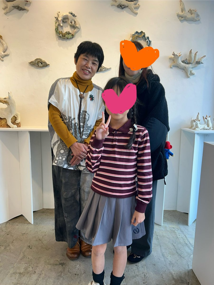 RT @tsubamegama: 座敷童子の霰ちゃんが個展に遊びに来て下さり