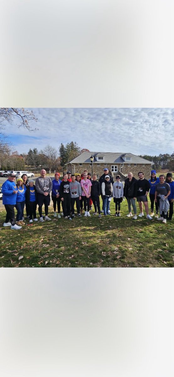 EAHS Cross Country tweet media