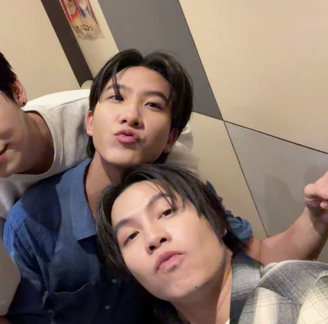 mikrokosmos000's tweet photo. SOBBING 

#FirstKhaotung #เฟิร์สข้าวตัง https://t.co/6zwPYfaPzU