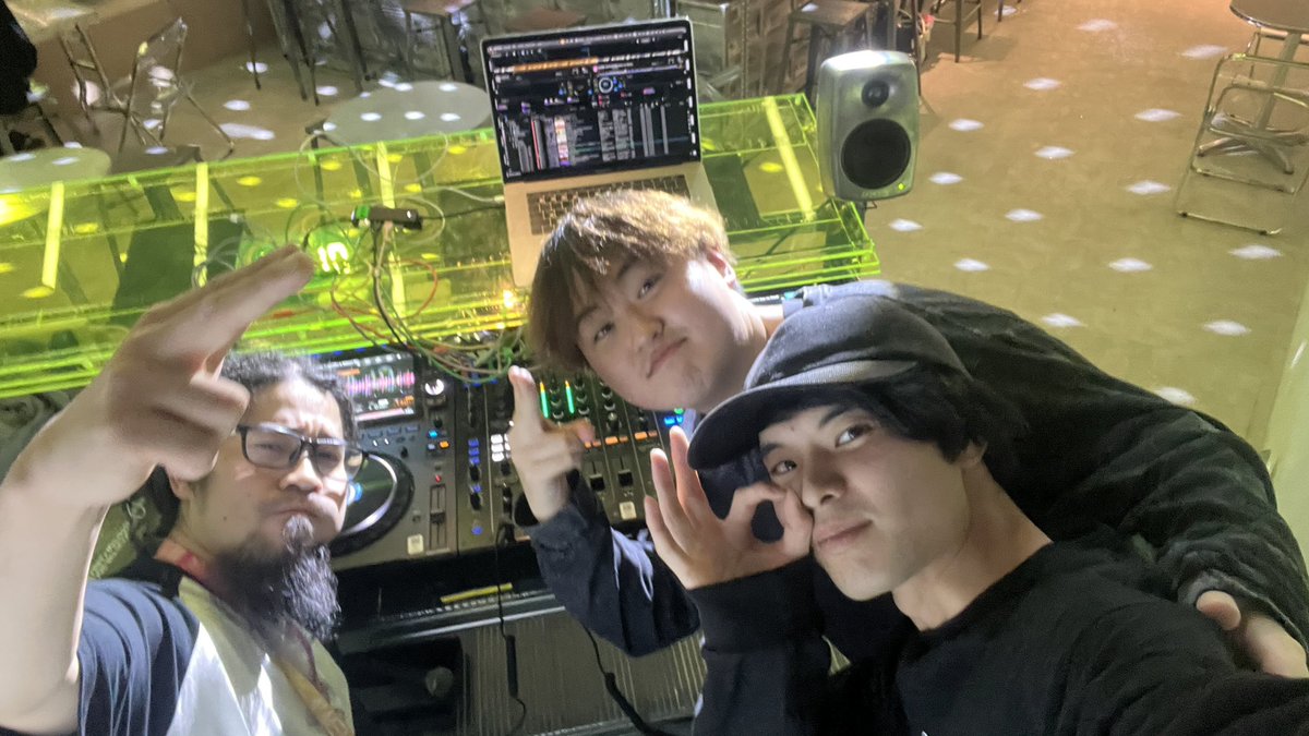 MEMEMEメンテナンスに来たので
ついでに #アニメメメテクニカル部 とスタッフのしょっぱーでB2Bお送りしております

#MEMEME