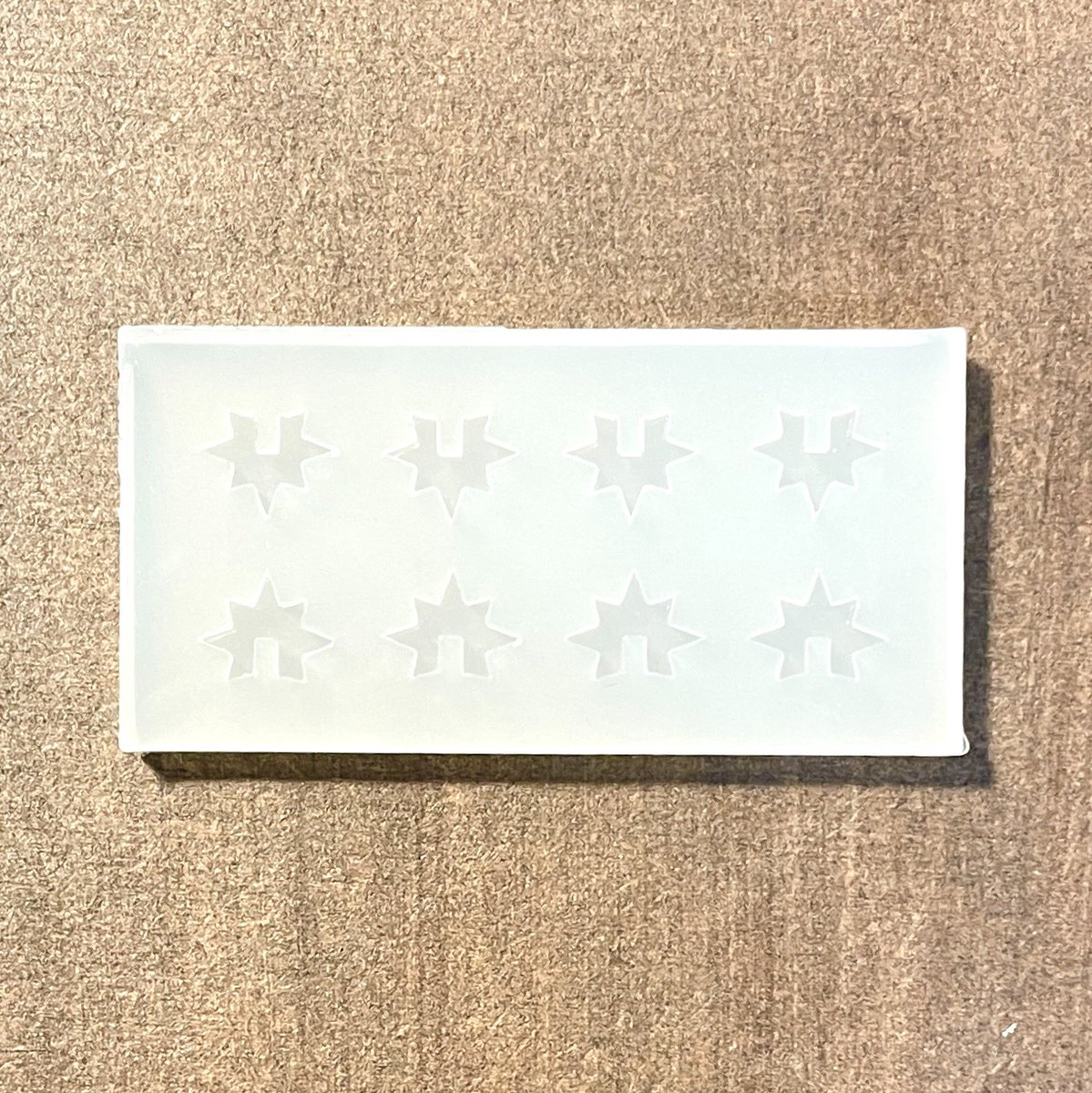 factorhythm's tweet image. オーダーモールドの紹介です
ラインナップに追加する場合があります
※すでに追加済みの場合もあります

小さなサイズの組み立て星モールドです
クリスマス向けの小型パーツにもお勧めです

オーダー受付窓口↓
minne.com/items/31832896…