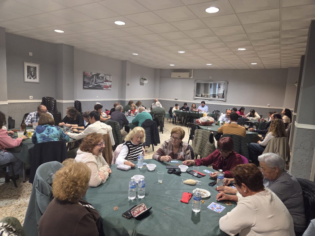 Agradecemos a todos los hermanos y devotos que nos acompañaron, a los colaboradores y donantes que hicieron posible este almuerzo de confraternidad un año más.

¡Seguimos sumando momentos de hermandad!

#TDSCofrade #VerdeyNegro #GaleriaSCruz

➡ facebook.com/share/16xmnRBp…