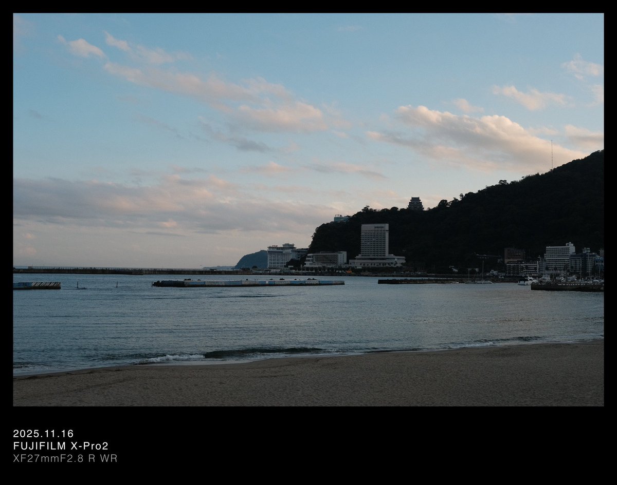 nyannohibi's tweet photo. 海辺をゆっくり散歩

📍熱海

#写真が好きな人と繋がりたい  #カメラ好きな人と繋がりたい https://t.co/cugT7rDjy1