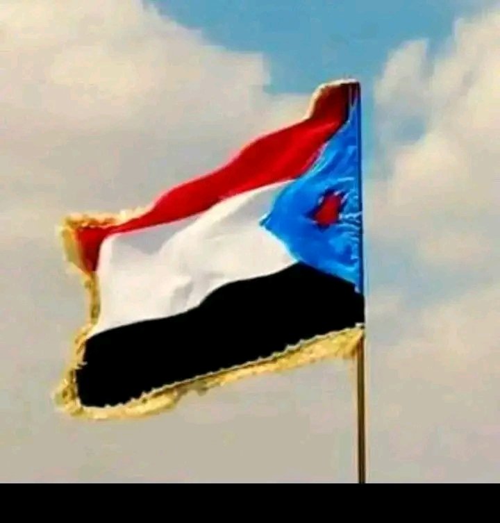 SubaihBaawad's tweet image. في الجنوب لا تقاس الأوطان بمساحتها بل بثبات رجالها. هنا أرض صنعت حضورها بالوعي والتضحية وفرضت احترامها على كل من حاول تجاهلها