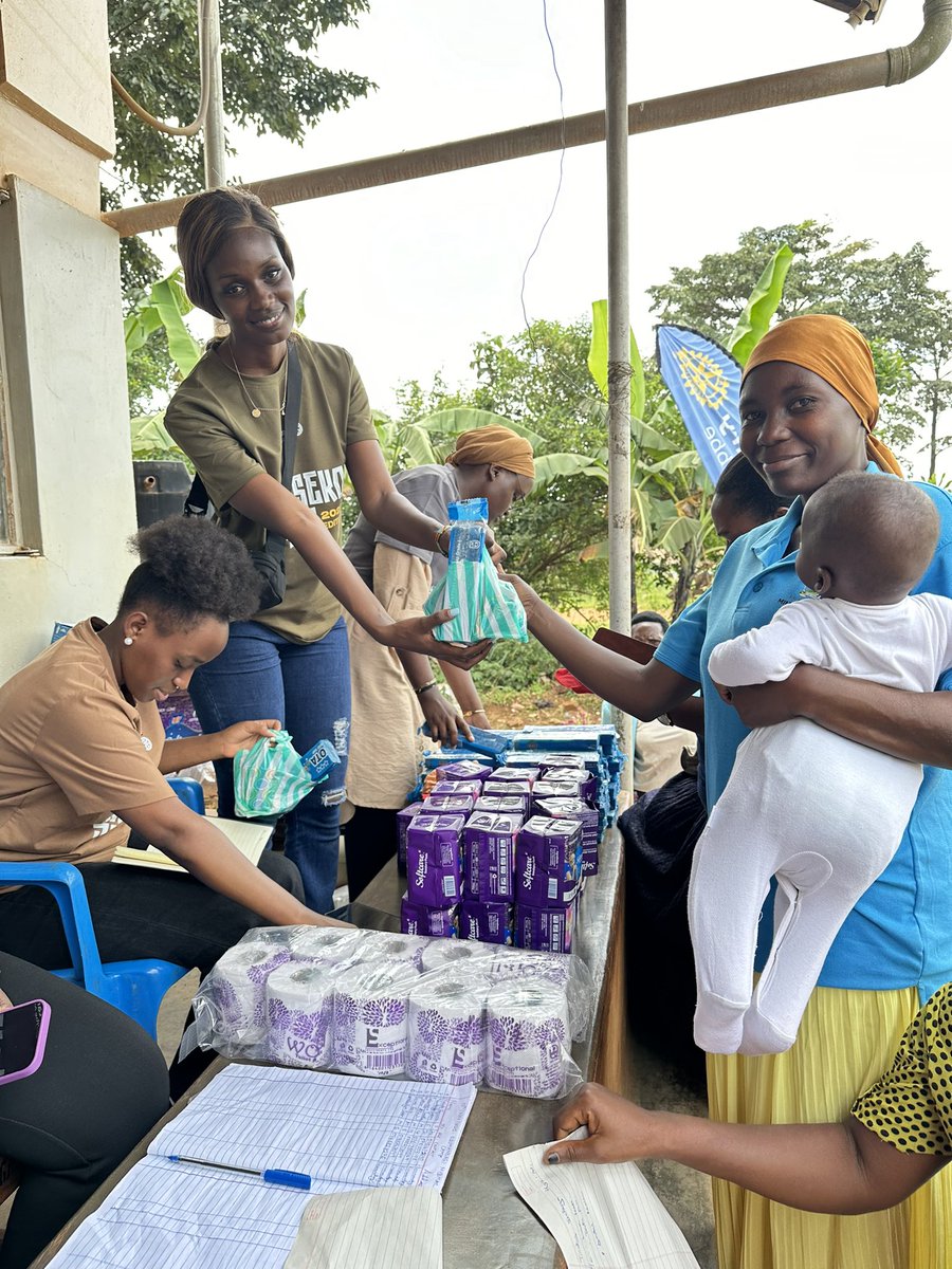 DesirePati's tweet image. Spent my birthday in Kirundaggi Village, Luwero with Rotaract Entebbe Airport giving back through health services, donations, and tree planting. My heart is full. 
Thank you to everyone who supported and joined us. May God bless you. 🙏
@nsekoplusproject @rotaryclubofentebbe