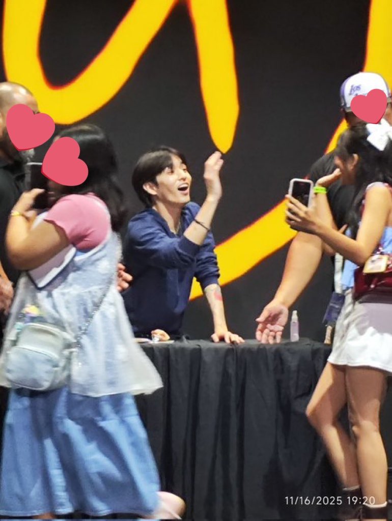 won1pil's tweet photo. I LOVE YOU JAE 🥺😭

#eaJPark #eaJinManila https://t.co/XLtfN9KbVQ