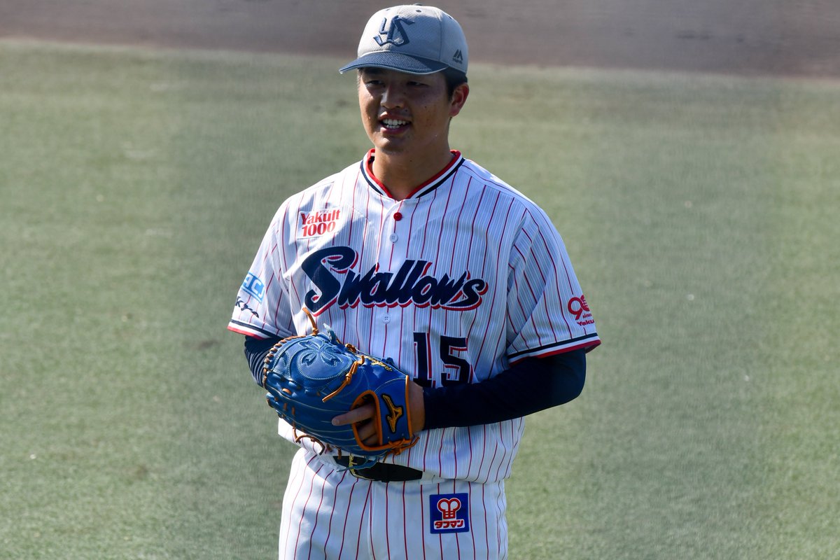 優斗 大学3年生の時まで使ってた青グラブが大好きだった(4春から黒になった