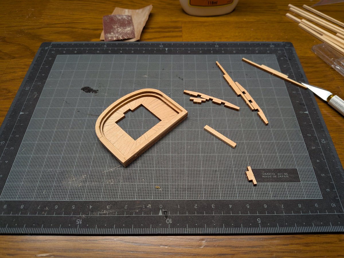 Modeler1221's tweet image. 1/84 HMS VICTORY Battleship (Deagostini)⁡⁡ モデラー編。今日も作業できました👩‍🏭調子出てきたよ。ミズンマストトップの組み立てです。小さいけど手間は掛かります。6時間作業👨‍🏭
⁡#modelship #modeler #模型 #船  #帆船  #hmsvictory  #ディアゴスティーニ  #hmsvictoryship