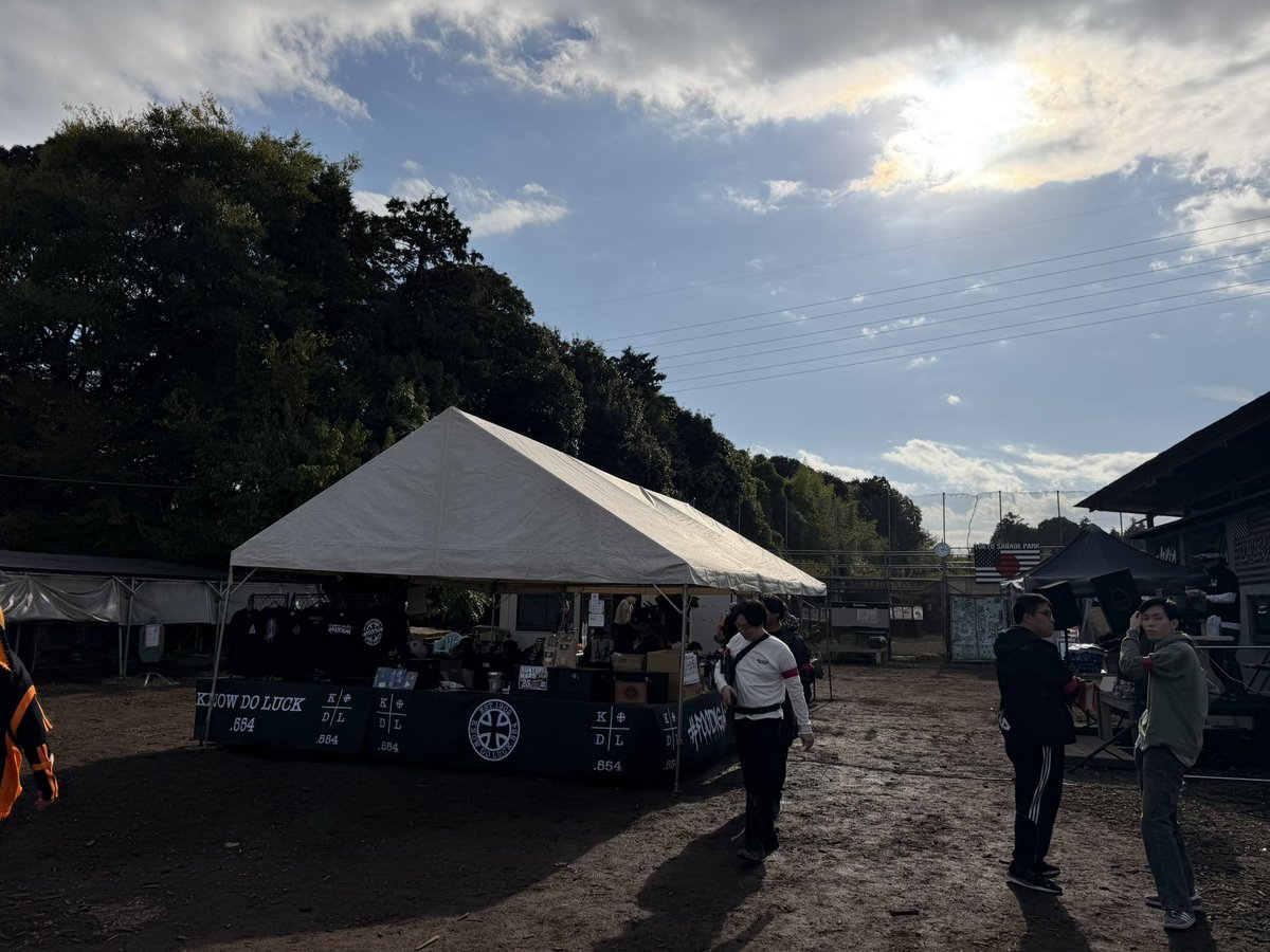 お客様が楽しいねって言ってくださる事って当たり前じゃないんですよね。

弊社はスタッフがそれぞれ得意分野を持っていて、時には足りないと思われてしまうかもしれません。それでもお客様に楽しんでもらえるよう頑張ってくれています！
そんなスタッフが私の誇りです🤝🏻