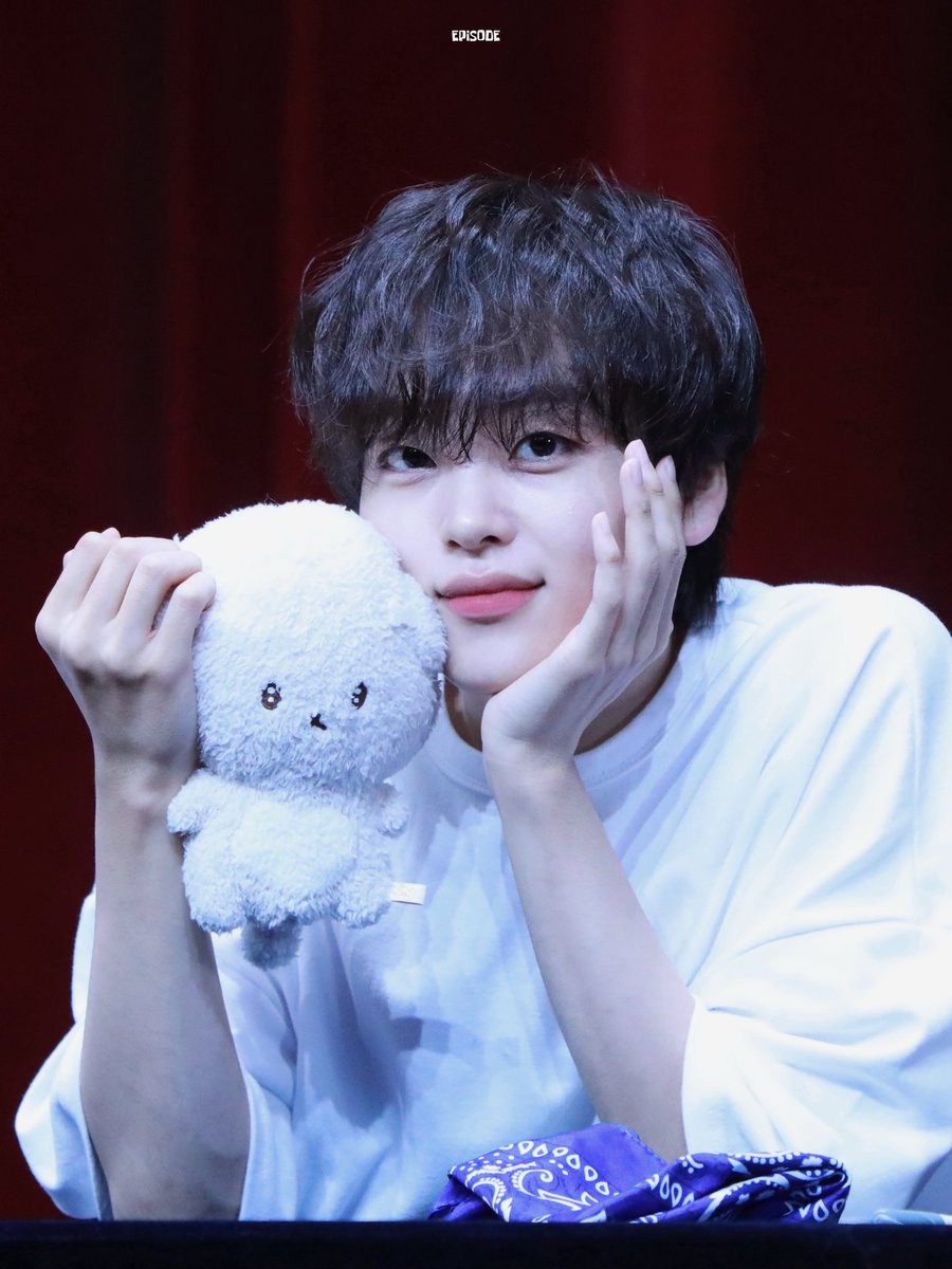 whatfor_1130's tweet image. 251116 위드뮤 대면

누가 강아띠야?

#형준 #HYEONGJUN #크래비티 #CRAVITY