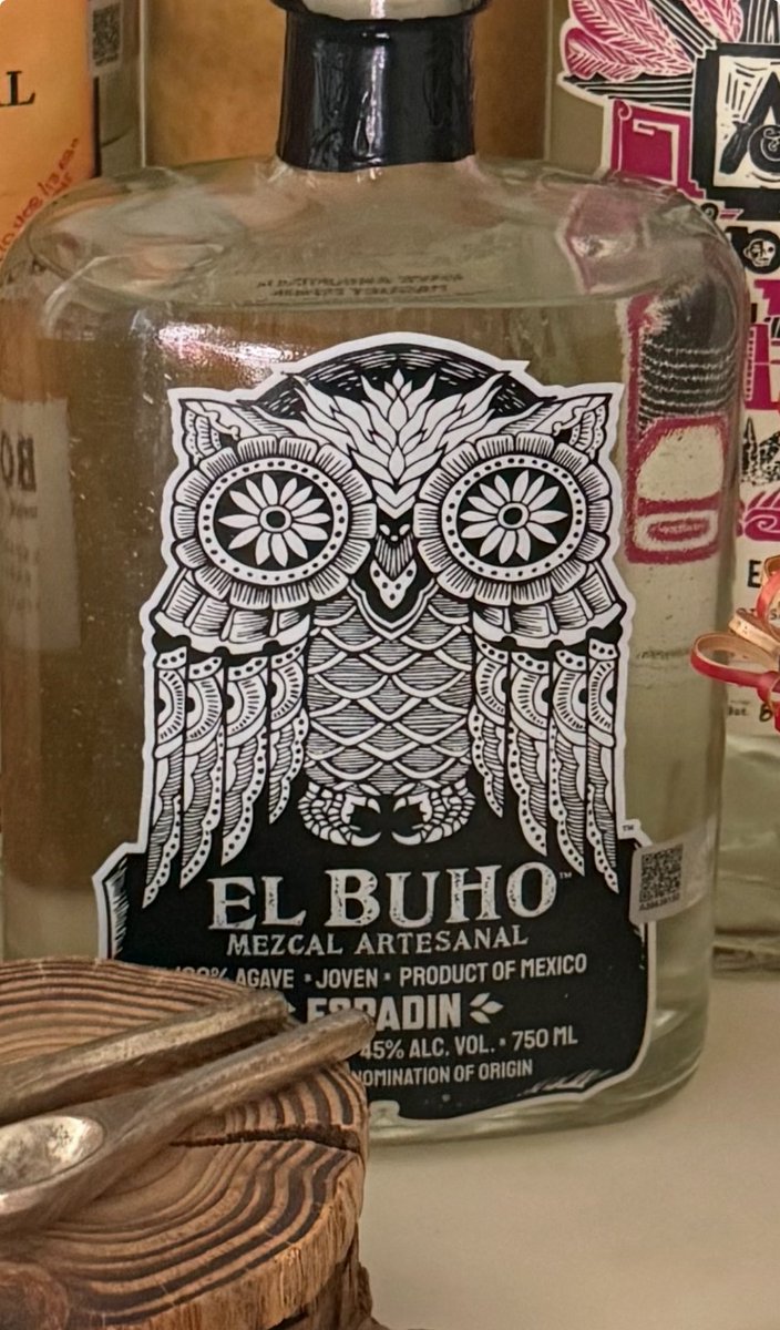 judahrhodie's tweet photo. This week I received this lovely mezcal from @Theowanderer it’s really nice just the right amount of smokiness and complexity. The El Buho Mezcal brand, founded in 2010 by Brooklyn-based chef TJ Steele, has been exclusively produced by the Jimenez Mendez family, 5th-generation mezcaleros, in Santiago Matatlan, Oaxaca, Mexico.  This mezcal and varietals are now available in FL.  I would recommend you hunt it down and try it out.  Thank you @Theowanderer !!!  I love the branding too.  Very nice.